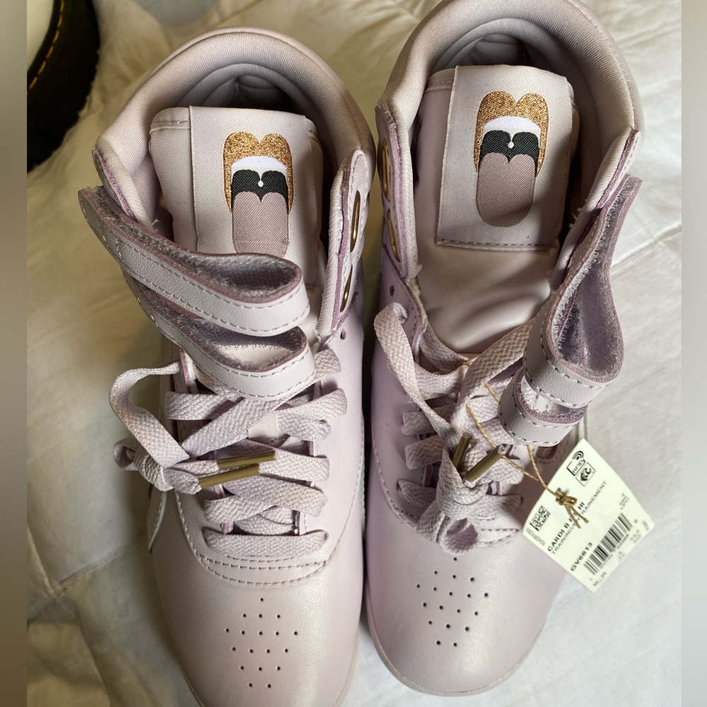 REEBOK / CARDI B / LAVENDER / BRAND NEW - IN BOX / SIZE 6.5